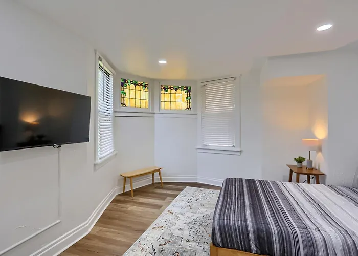 Apartment Dormont Potomac Stylish & Modern 2bd *