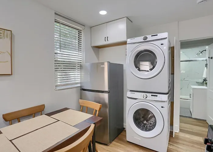Dormont Potomac Stylish & Modern 2bd Apartment *
